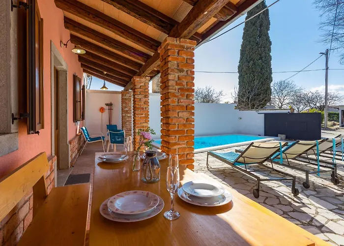 In Poljaki With Wifi Feriehus Rovinj