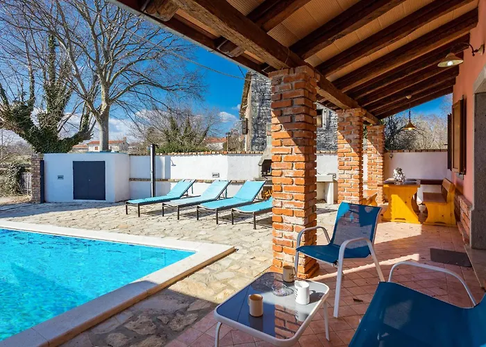 Feriehus In Poljaki With Wifi Rovinj