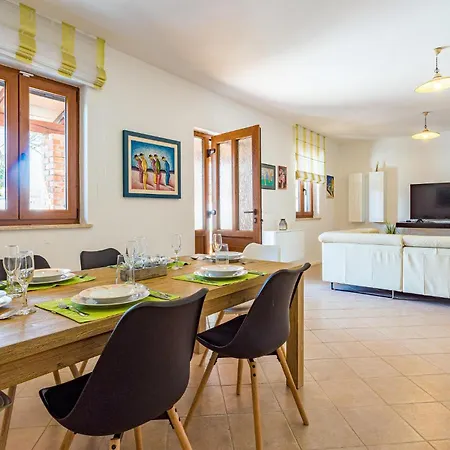 In Poljaki With Wifi * Petehi